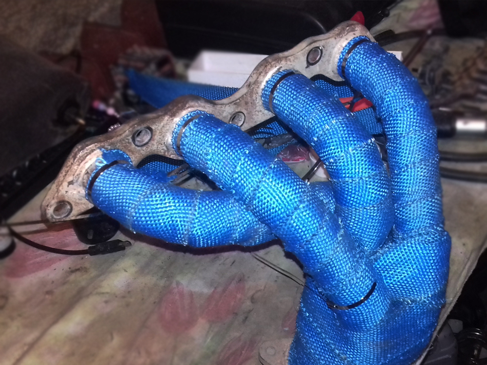 Термолента для глушителя синяя 1mm*50mm*5m с 6 хомутами и перчатками, стеловолокно
