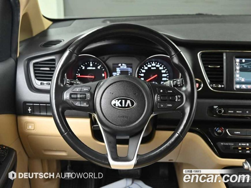 Kia The New Carnival (Sedona) 9-и местный Luxury (05.2020)