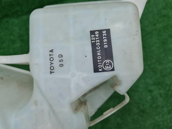 Бачок омывателя Toyota Camry xv70 (2017-н.в.)