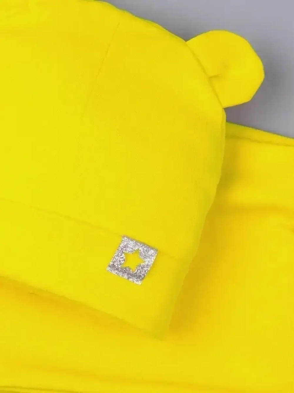 Шапка с ушками осенняя и снуд для детей