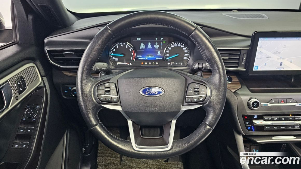 Ford Explorer 6 Generation 2.3 Limited 4WD (01.2020)