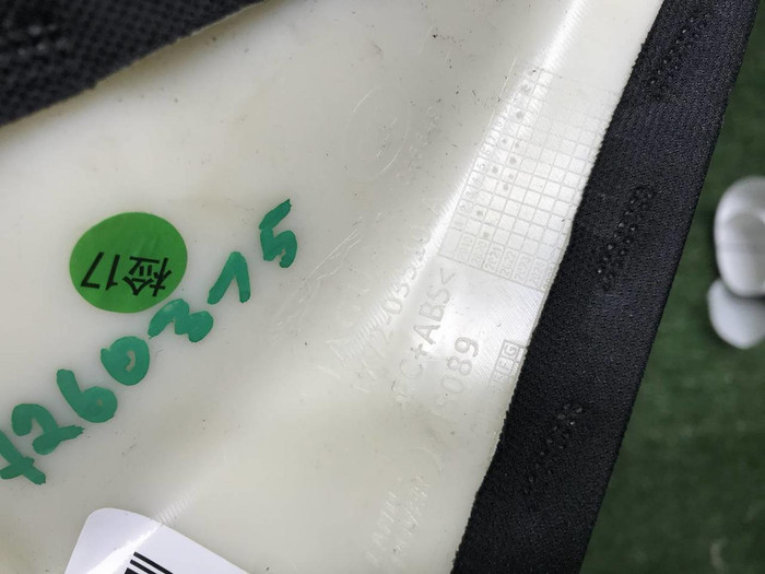 Обшивка стойки правая LR Discovery Sport (19-нв)