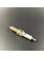 Cвеча XU22HDR9 (1643 LKR7E)