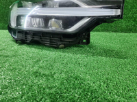 Фара правая Volvo XC60 2 (2017-2021) LED