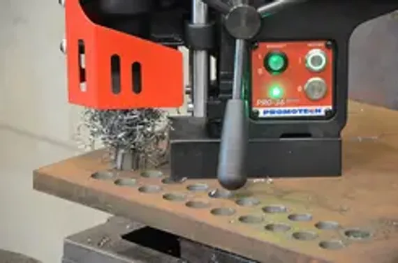 Приспособление для крепления на трубах DMP 0501 (ПКТ-501)