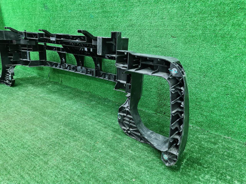 Телевизор Lixiang L7 (2022-н.в.)