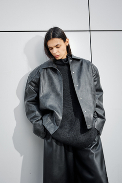 Кожаная куртка URBAN Gray