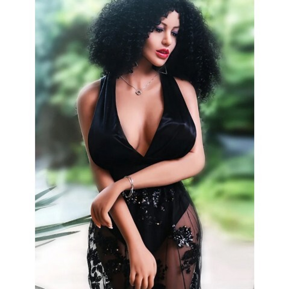 Реалистичная секс-кукла Кассандра (158 см, 32 кг)