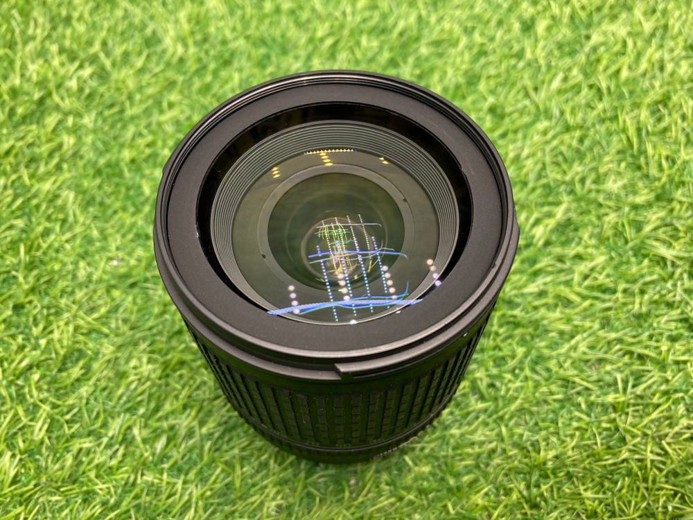 Nikon 18-135mm 3.5-5.6 ED-IF AF-S DX Zoom-Nikkor