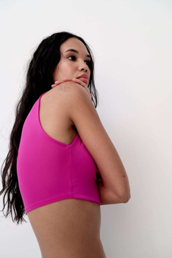 ZARA УКОРОЧЕННЫЙ ТОП ИЗ ПОЛИАМИДА, МАДЖЕНТА