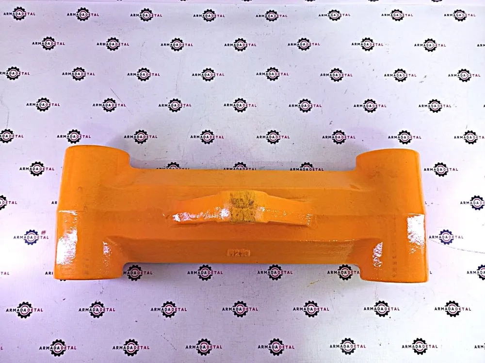 Тяга заднего ковша (толкатель с проушиной) | 126/00247, 126/00248 | Spare Parts