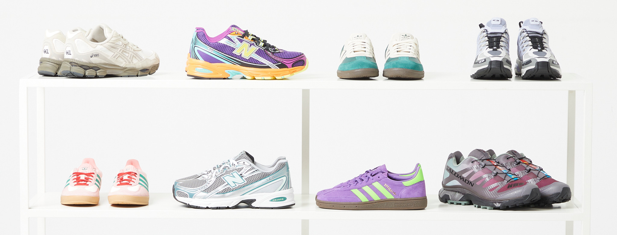 SNEAKERS