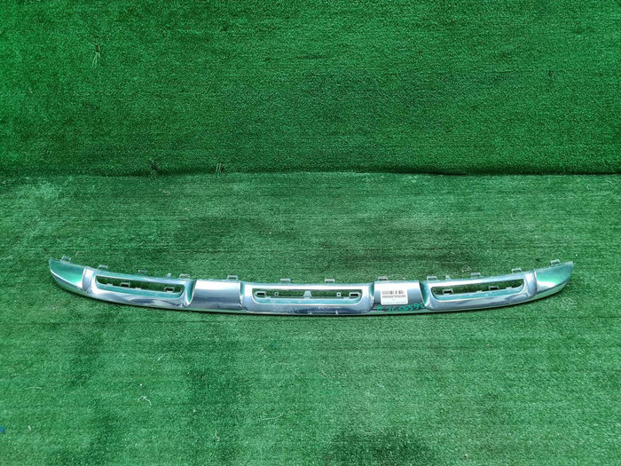 Молдинг перед. бампера Mercedes GLS x167 19-24 AMG