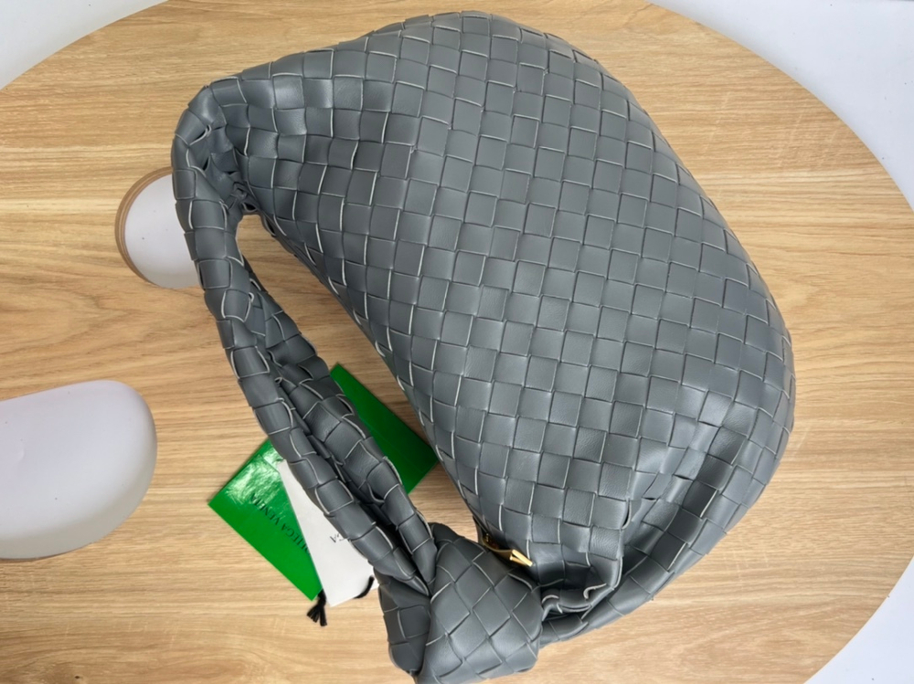 Bottega Veneta Teen Jodie 36 cm
