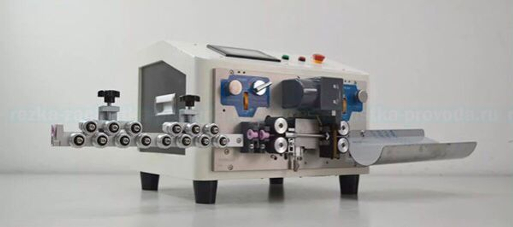 Станок для резки и зачистки провода MIR-6 2V-RZ
