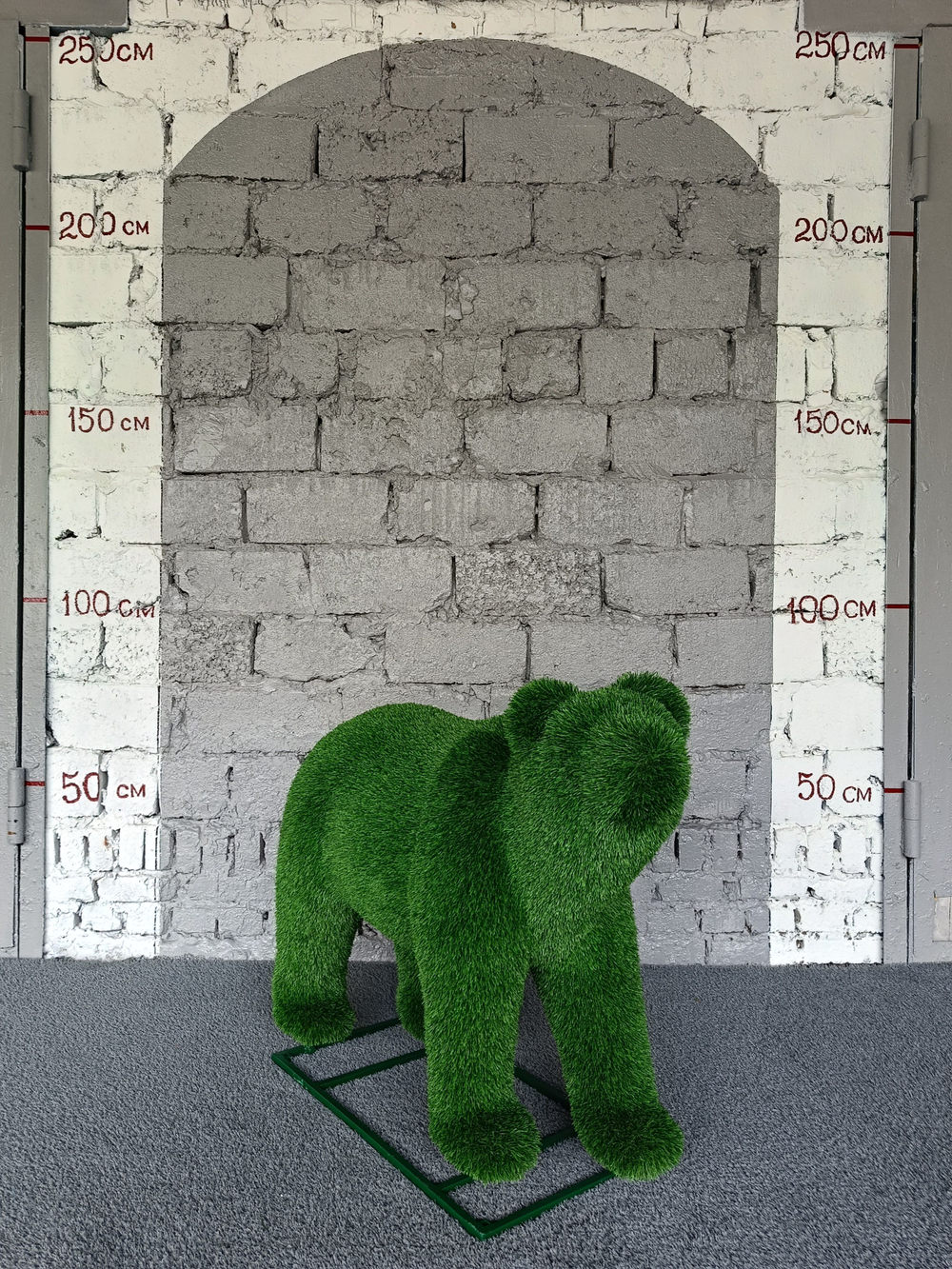 Медвежонок стоячий на 4х лапах