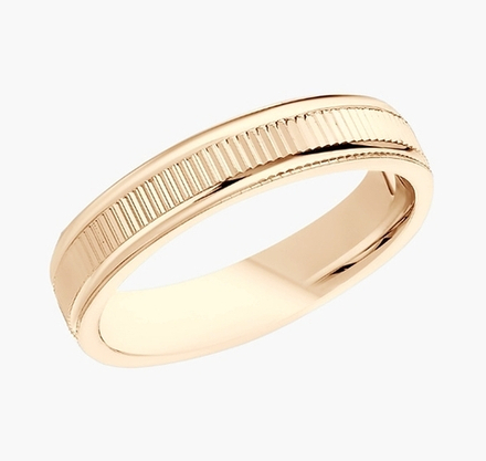 Кольцо из золота 585 пробы обручальное