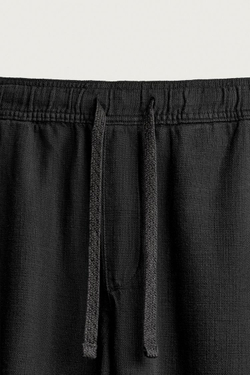 ZARA БРЮКИ СВОБОДНОГО КРОЯ С ФАКТУРОЙ, ЧЕРНЫЙ