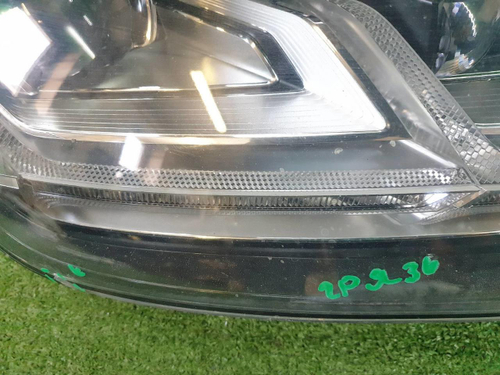 Фара правая Audi Q7 2 (2015-2019) LED