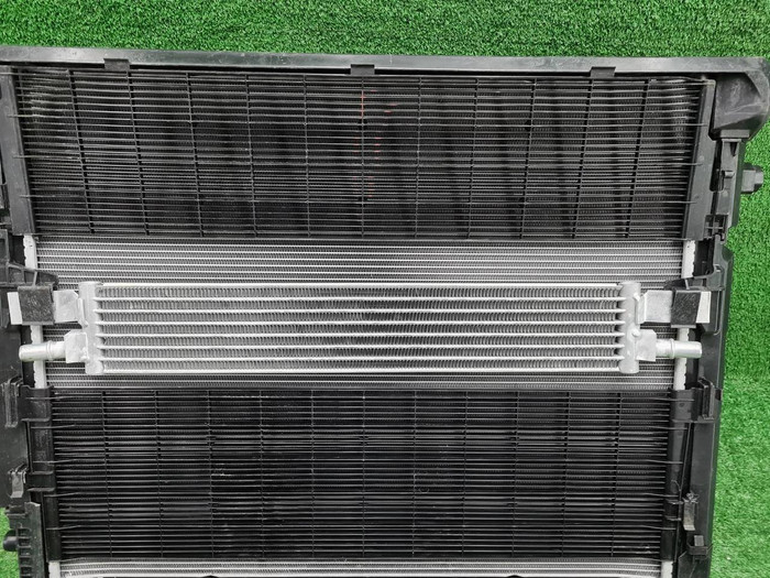 Кассета радиаторов BMW 3er G20 (2018-н.в.)