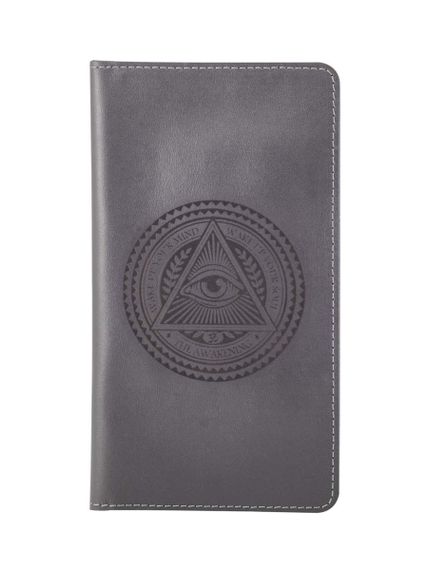 Фото функционального кошелька Всевидящее Око из серой кожи на белом фоне анфас