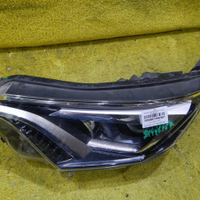 Фара левая Toyota Rav 4 CA40 (2015-2019) LED