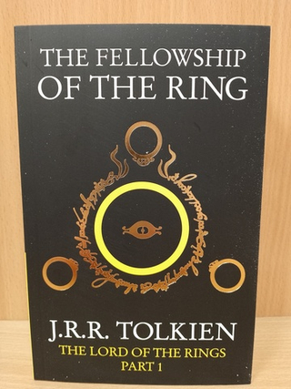 The Fellowship of the Ring: The Lord of the Rings (Book 1)