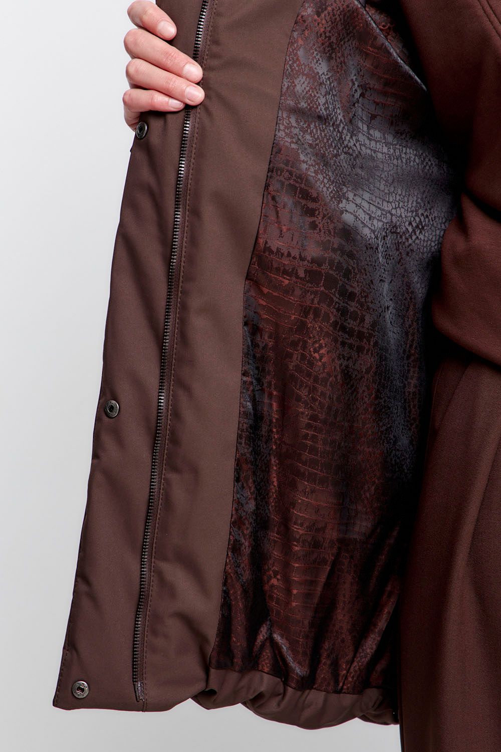 Куртка зимняя на утеплителе Isosoft в цвете шоколад