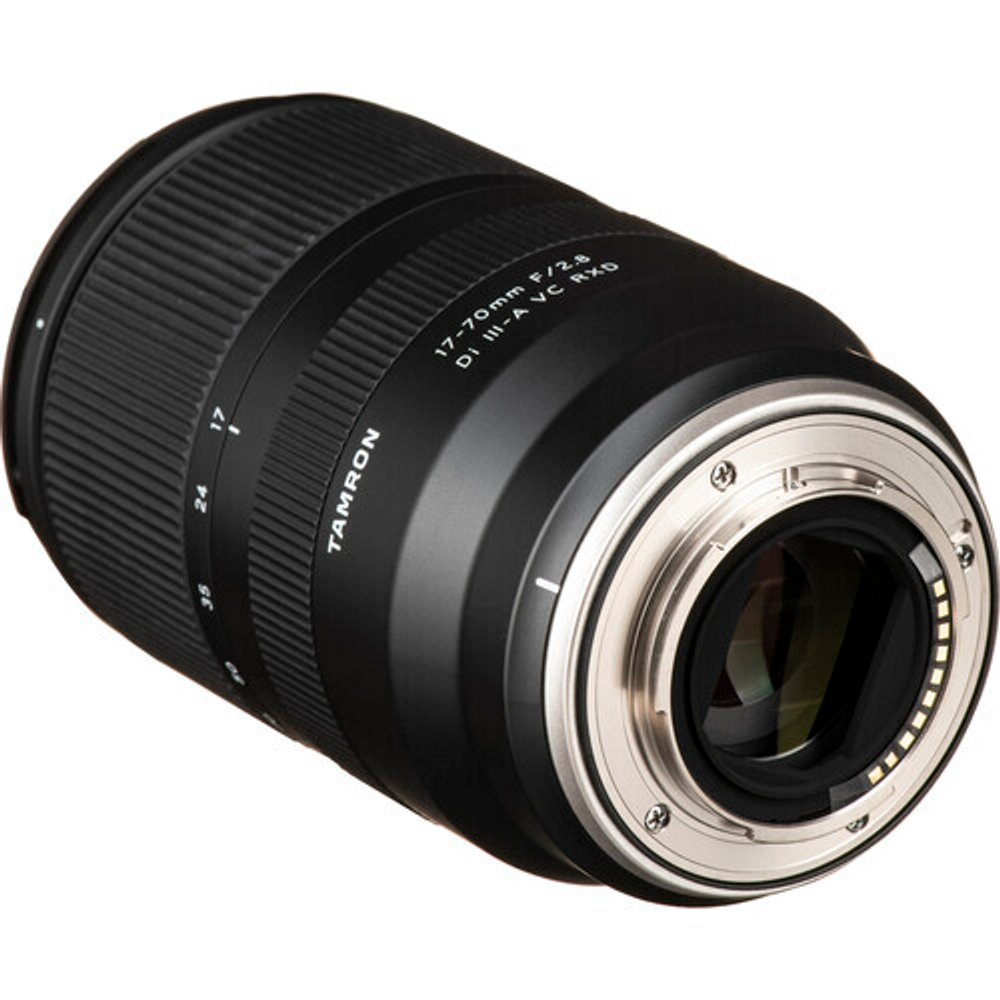 Объектив Tamron 17-70mm F/2.8 Di III-A VC RXD Fujifilm X-Mount