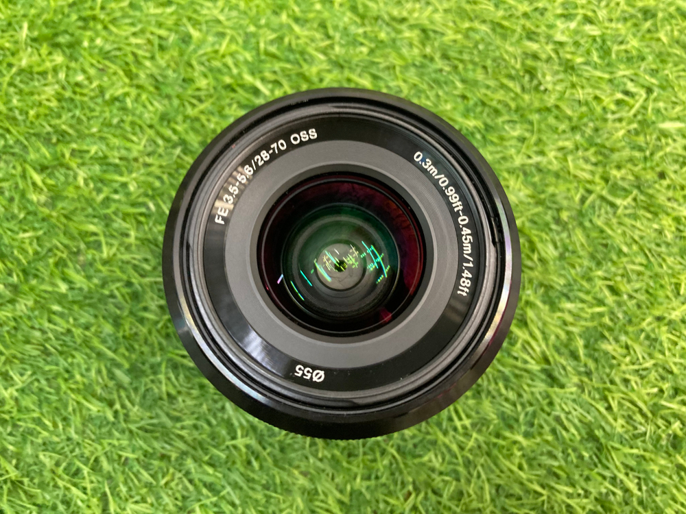 Sony 28-70mm 3.5-5.6 OSS