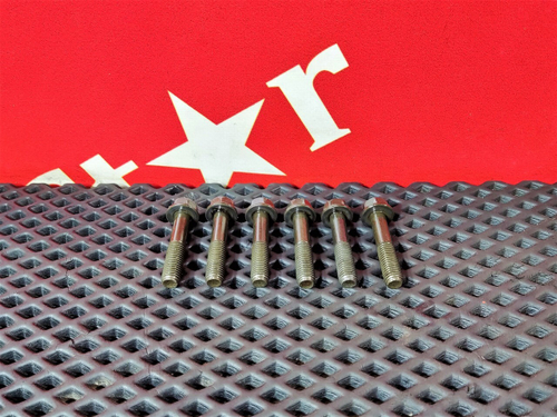 Комплект болтов кронштейна форсунки топливной