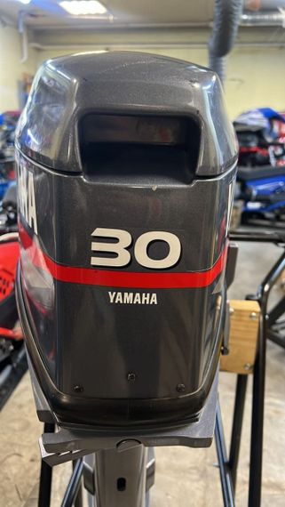 2х-тактный лодочный мотор YAMAHA 30HWCS Б/У