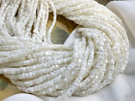 Нить бусин из перламутра рондель, 4мм