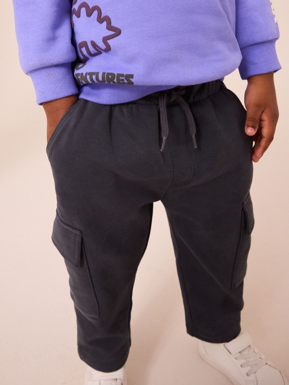 Толстовка и брюки карго в комплекте для мальчика Next 794-345, Сиреневый, Черный