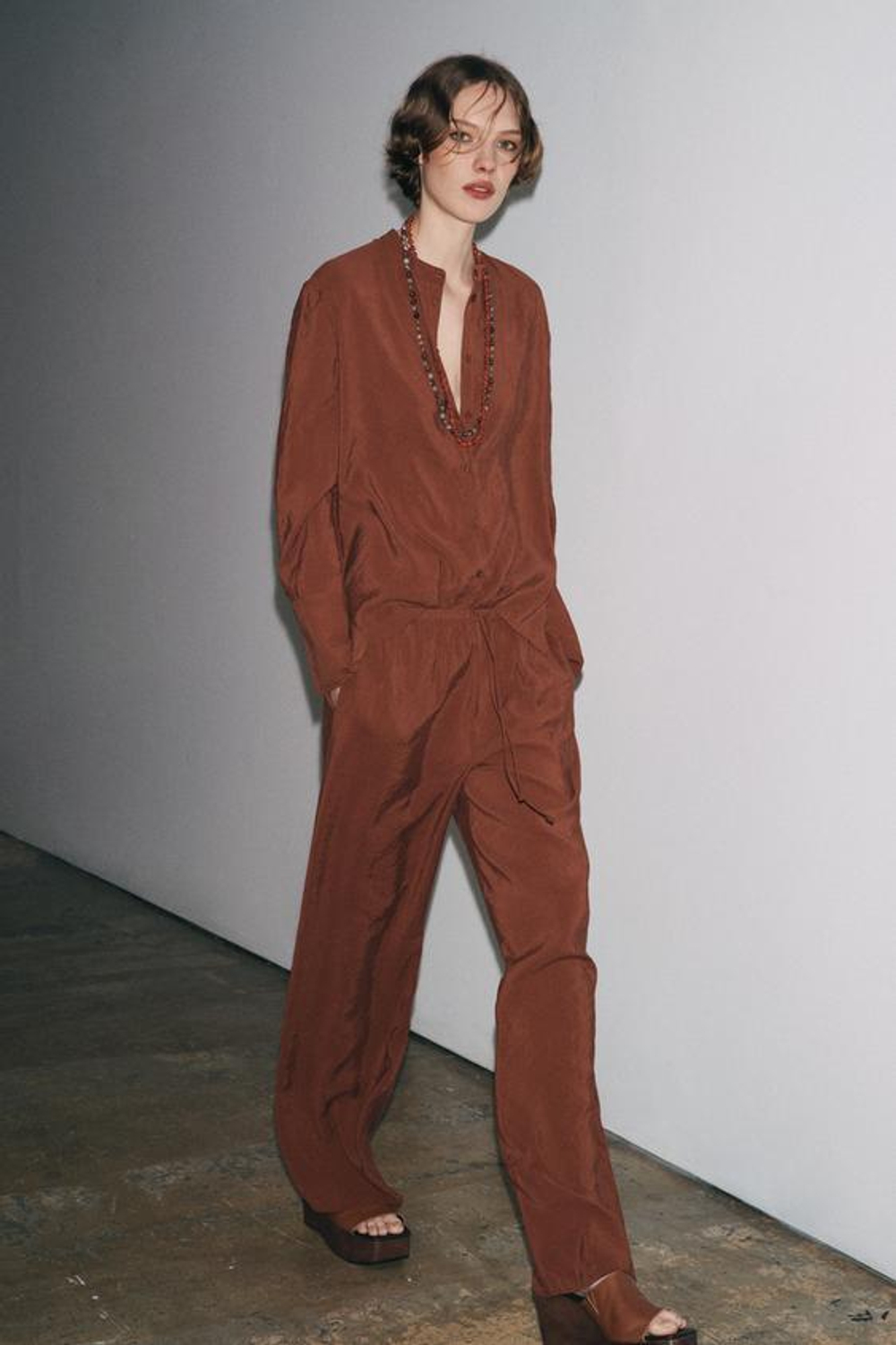 ZARA БРЮКИ ИЗ ЛЕГКОЙ ТКАНИ — ZW COLLECTION, КАРАМЕЛЬНЫЙ