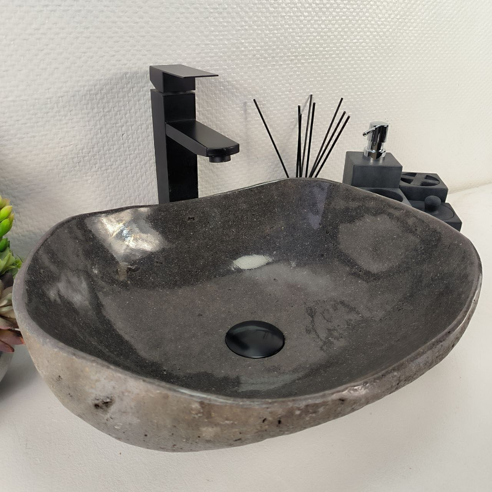 Раковина из речного камня RS-64894 44*37*15 0861