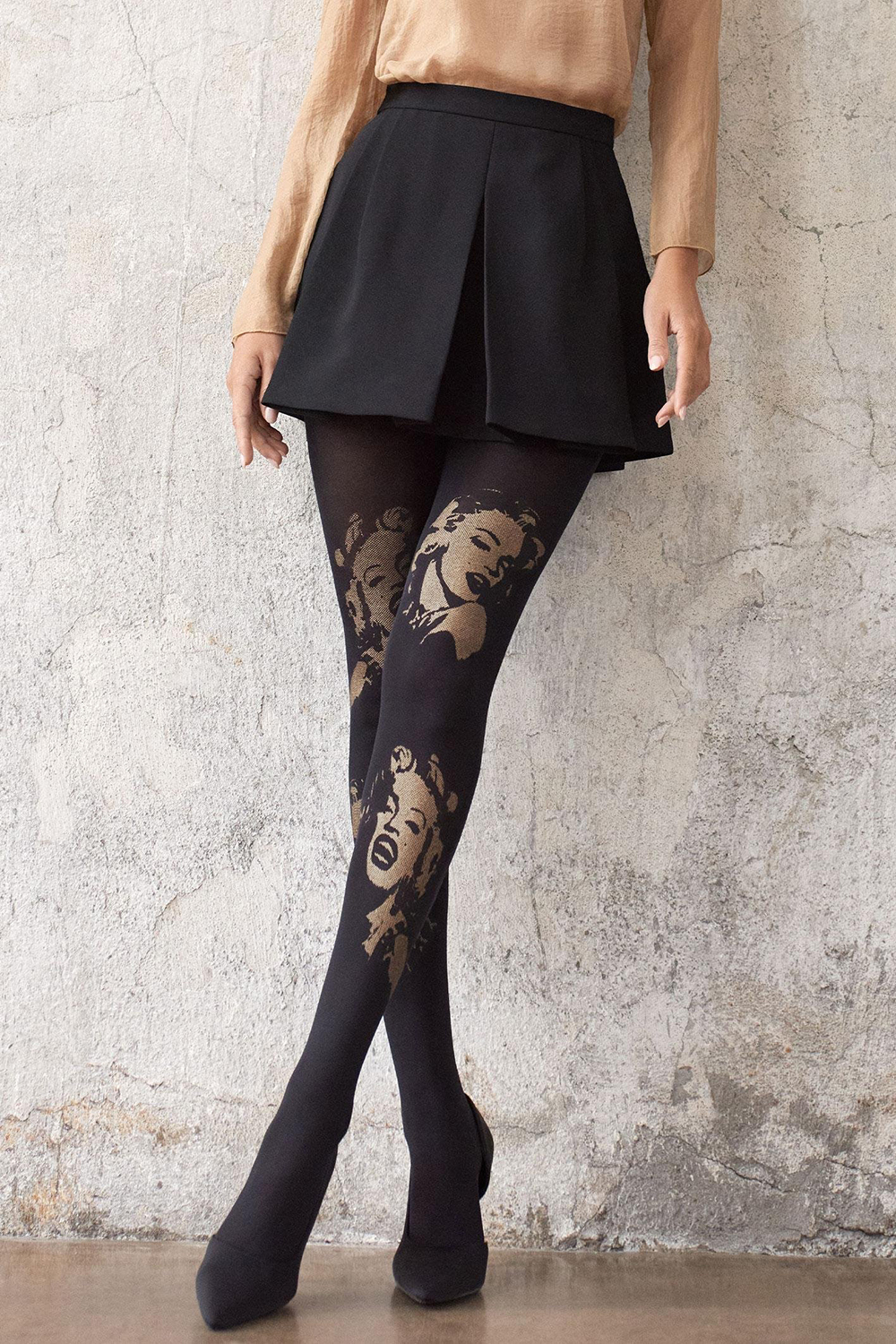 Allure B03 Black-Gold Marilyn
