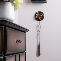 Настенный крючок Орхидея Орех