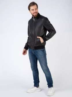 Кожаная куртка демисезонная