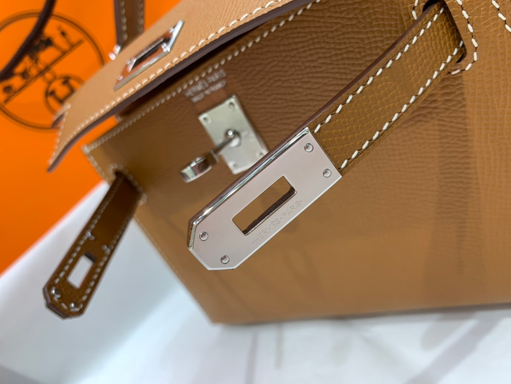 Hermes Kelly 19