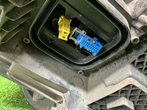 Фара левая Mercedes V w447 (2014-н.в.) LED