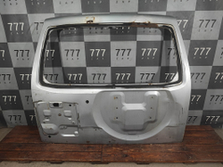 Крышка дверь багажника Mitsubishi Pajero 3 99-06 Б/У Оригинал MN186729