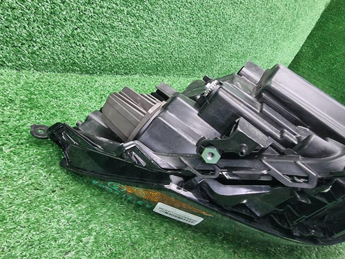 Фара левая Lexus RX 5 (2022-н.в.) LED