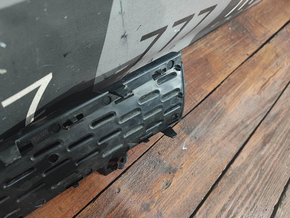 Решетка переднего бампера Mercedes GLE (V167) 18-нв Б/У Оригинал A1678858005