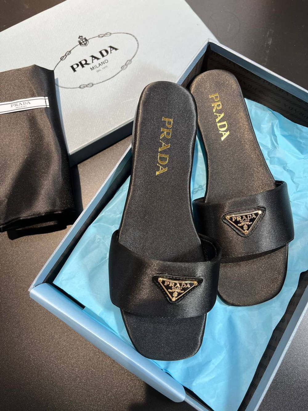 Шлепанцы Prada