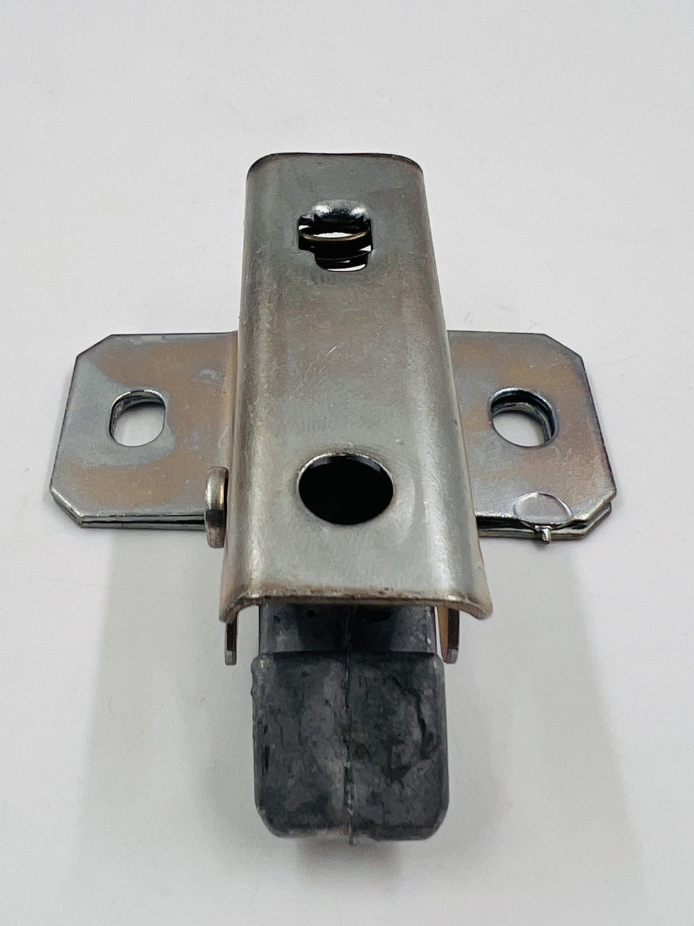 Замок багажника для ВАЗ 2106