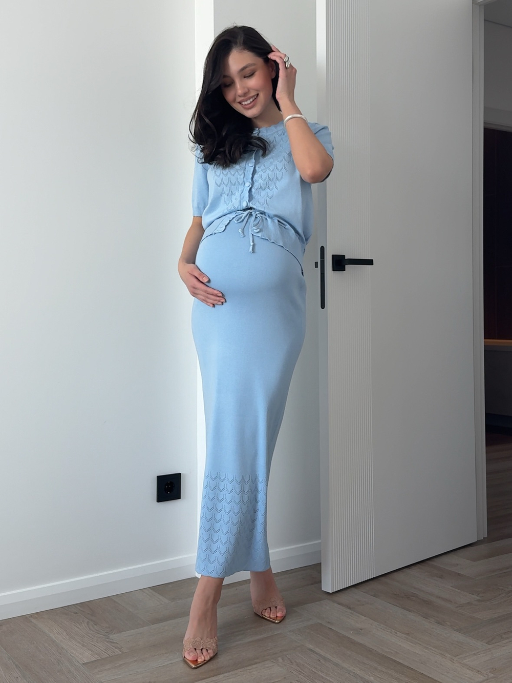 Комплект вязаный, ажурный, длинная юбка и топ на пуговицах