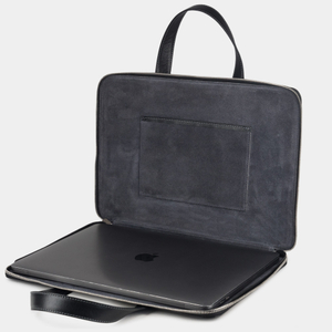 Сумка для MacBook Pro 13 - 14 с карманами из кожи теленка, черного цвета