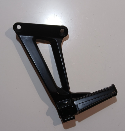 Подножка пассажира левая мотоцикл BANDIT XV250-A