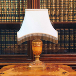 Настольная лампа в классическом стиле